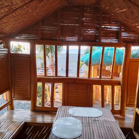 Sea Breeze Beachfront Home And Cottages San Juan (La Union) Exterior foto