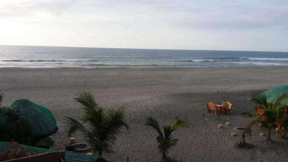 Sea Breeze Beachfront Home And Cottages San Juan (La Union) Exterior foto