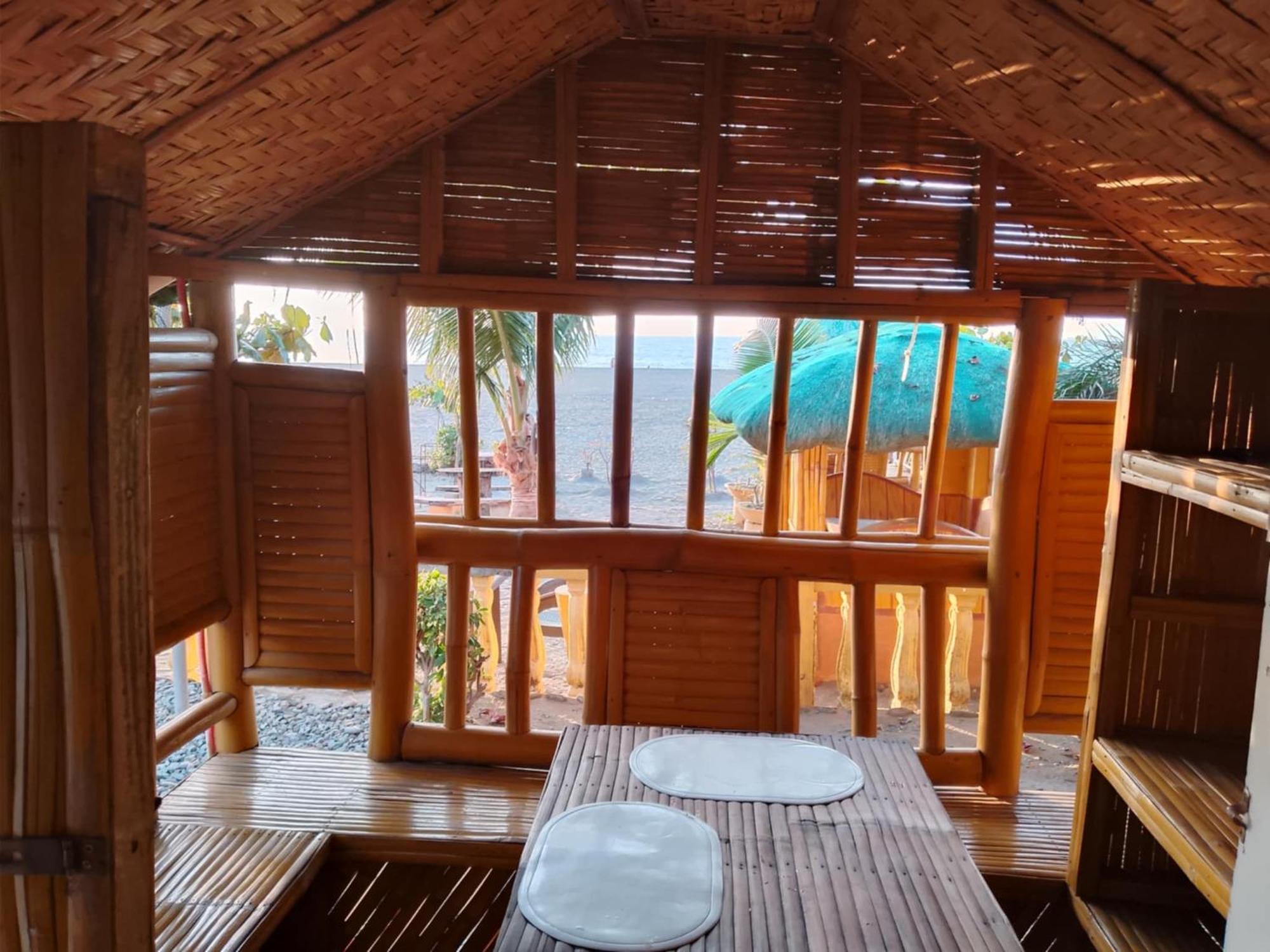 Sea Breeze Beachfront Home And Cottages San Juan (La Union) Exterior foto