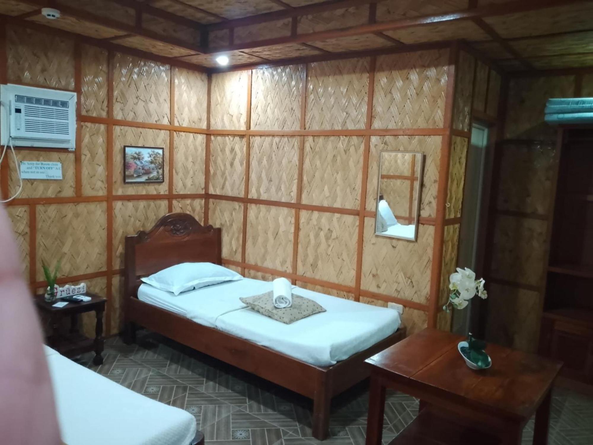 Sea Breeze Beachfront Home And Cottages San Juan (La Union) Exterior foto