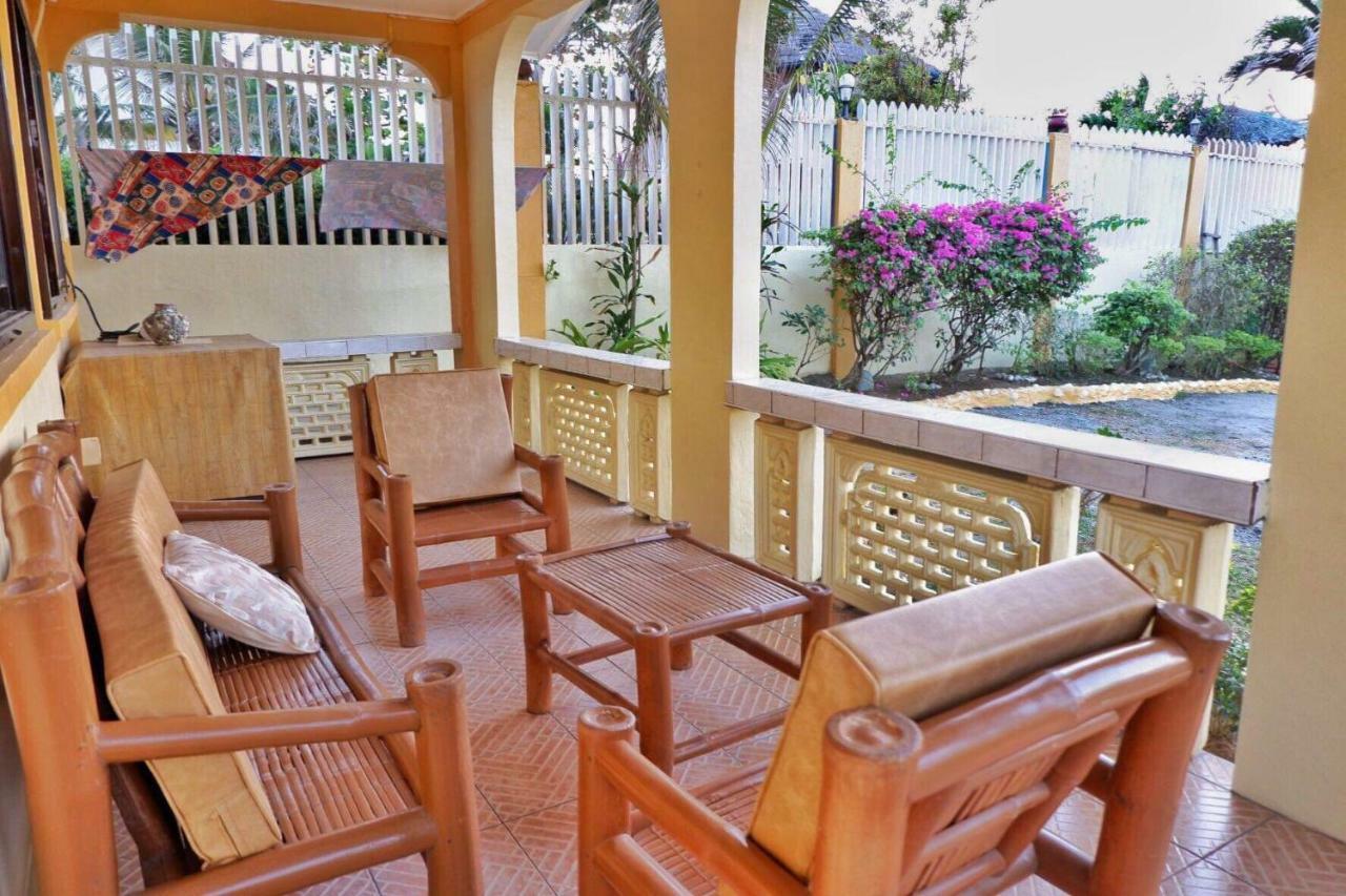 Sea Breeze Beachfront Home And Cottages San Juan (La Union) Exterior foto